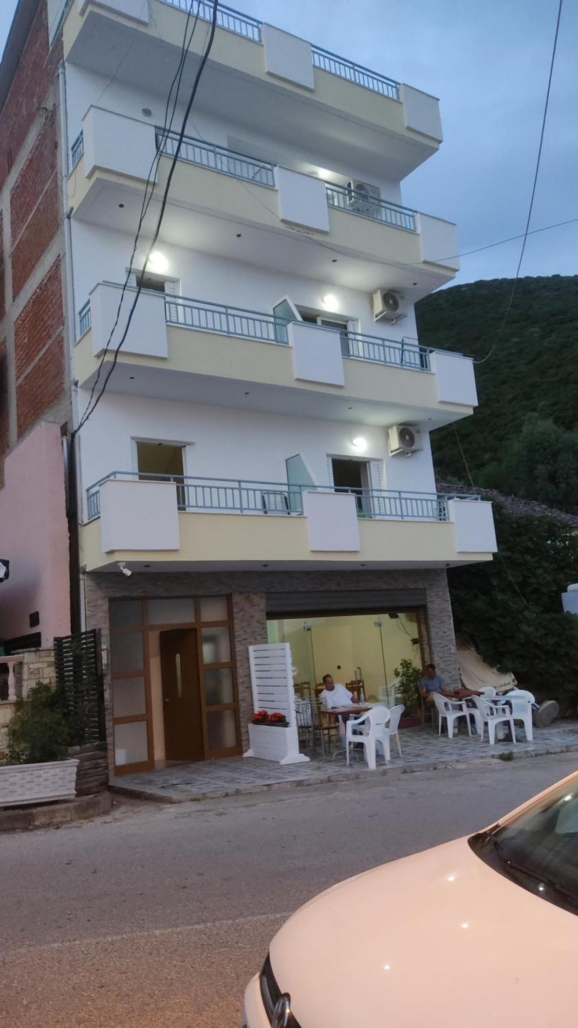Lukova Center Apartments المظهر الخارجي الصورة