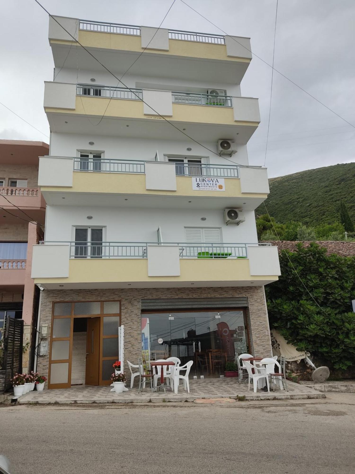 Lukova Center Apartments المظهر الخارجي الصورة