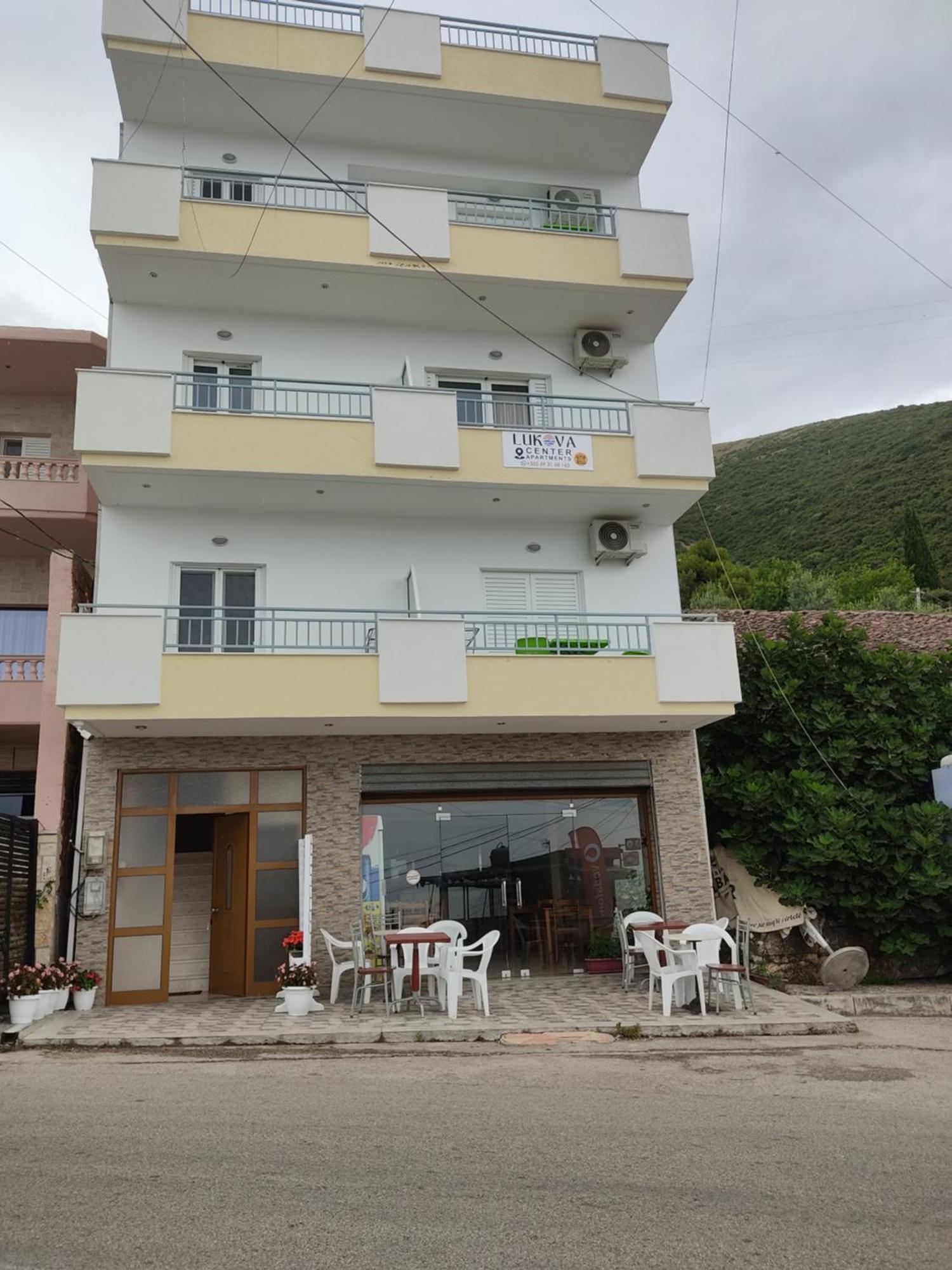 Lukova Center Apartments المظهر الخارجي الصورة